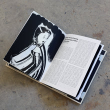 Load image into Gallery viewer, Ellen Berkenblit - Lines